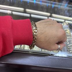 14k Solid Gold Cuban Bracelet ✅ Build To Last