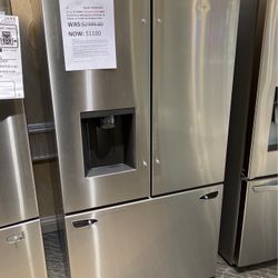 31 cu. ft. SMART Standard Depth MAX French Door Refrigerator with Dual Ice Makers in PrintProof
