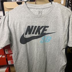 Nike sb shirt grey blue size medium slightly faded/ used 