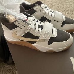 Travis Scott Jordan Jumpman Jack Mocha Sail Size 7