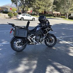 2023 Triumph Tiger 1200 GT PRO