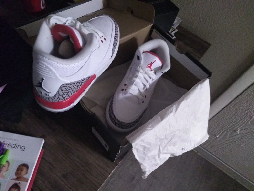 Jordans 5 1/2 brand new still in the box never been worn.