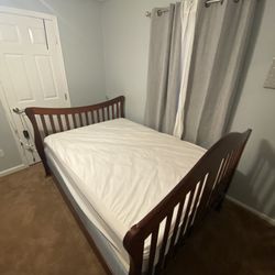Full Size Bed 