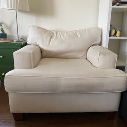 White Comfortable Arm Chair
