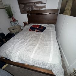 Wood bed Frame And Mattress
