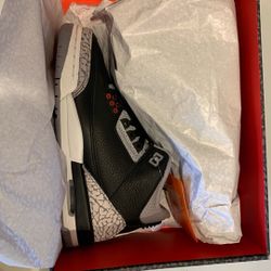 Jordan 3 Black Cement Size 3.5y