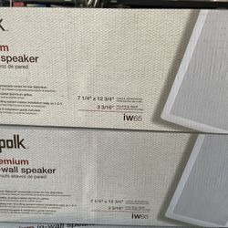 In Wall Speakers