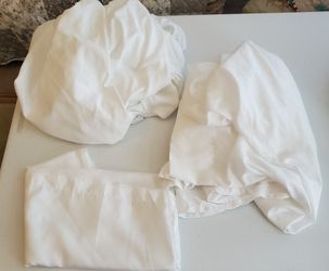 White Silky Twin Sheet Set 