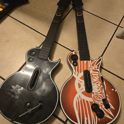 2 Guitar Hero Controllers with NO DONGLE 