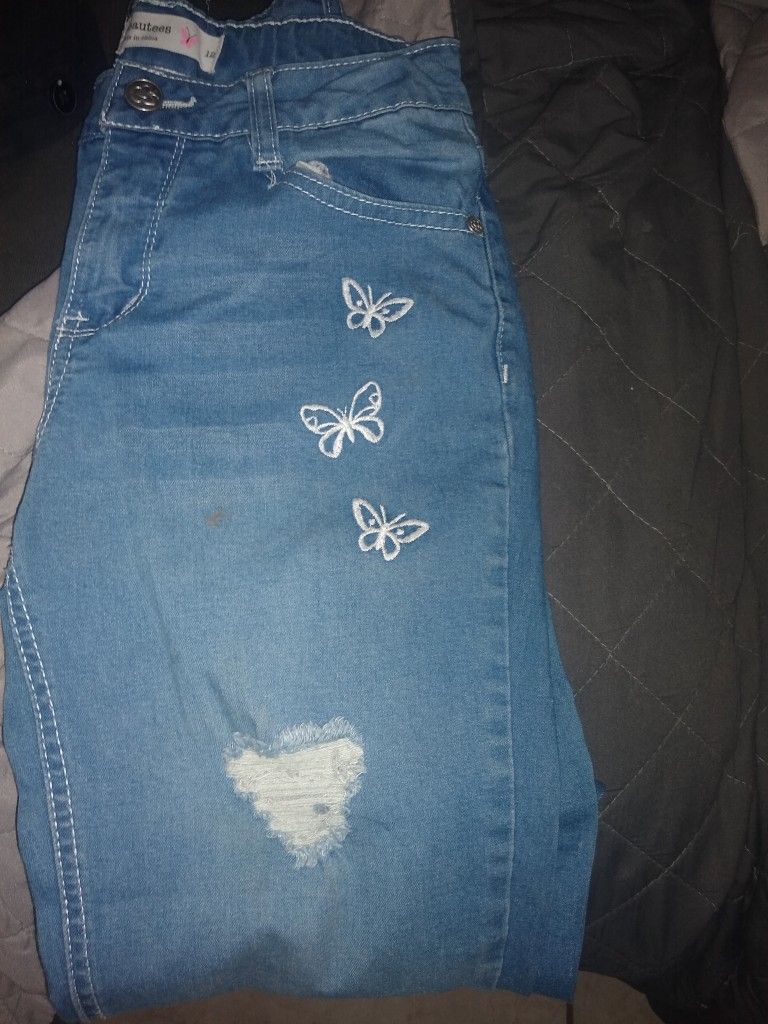 Girl Jeans Size 12 And 2 Girl Sweaters Size 10