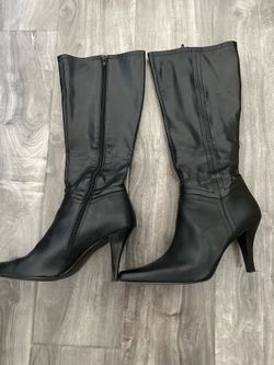 Black Mid-Leg Boots