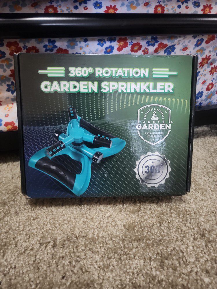 360° Rotation Garden Sprinkler