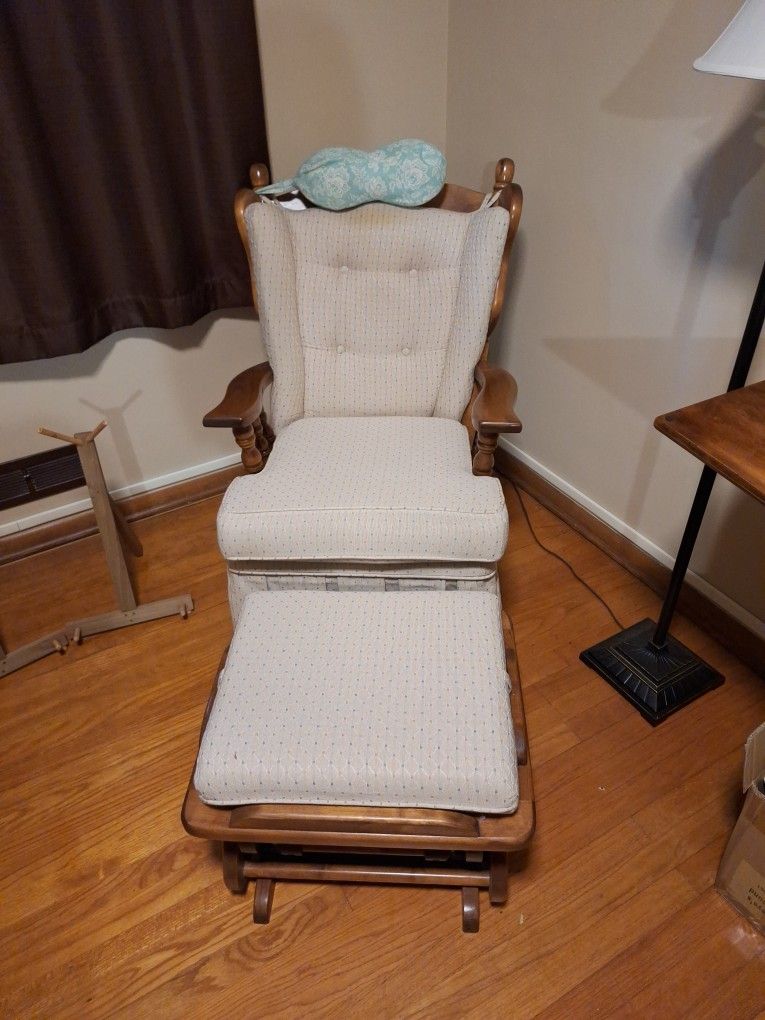 Wooden Glider Rocker W/Rocking Ottoman Solid Wood Frame