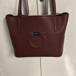 Brand New Authentic Ferragamo Leather Shoulder Tote Bag