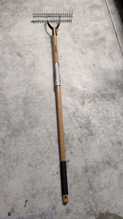 Adjustable Thatch rake