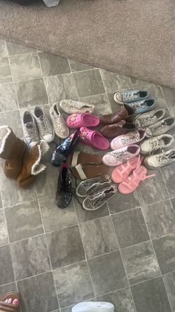 Girls shoes