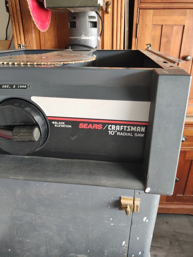 Craftsman 10" Radial Saw 