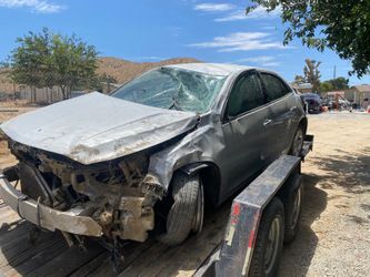 2013 Chevy Malibu 2.5L For Parts