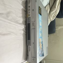 Sony SLV-D201P DVD VCR Combo Player Silver Composite Component RCA