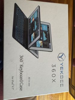 TYPECASE Yekbee 360X All in One 360 Degree Keyboard Case iPad 9.7” Silver
