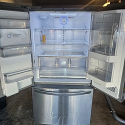 LG French Door Refrigerator 