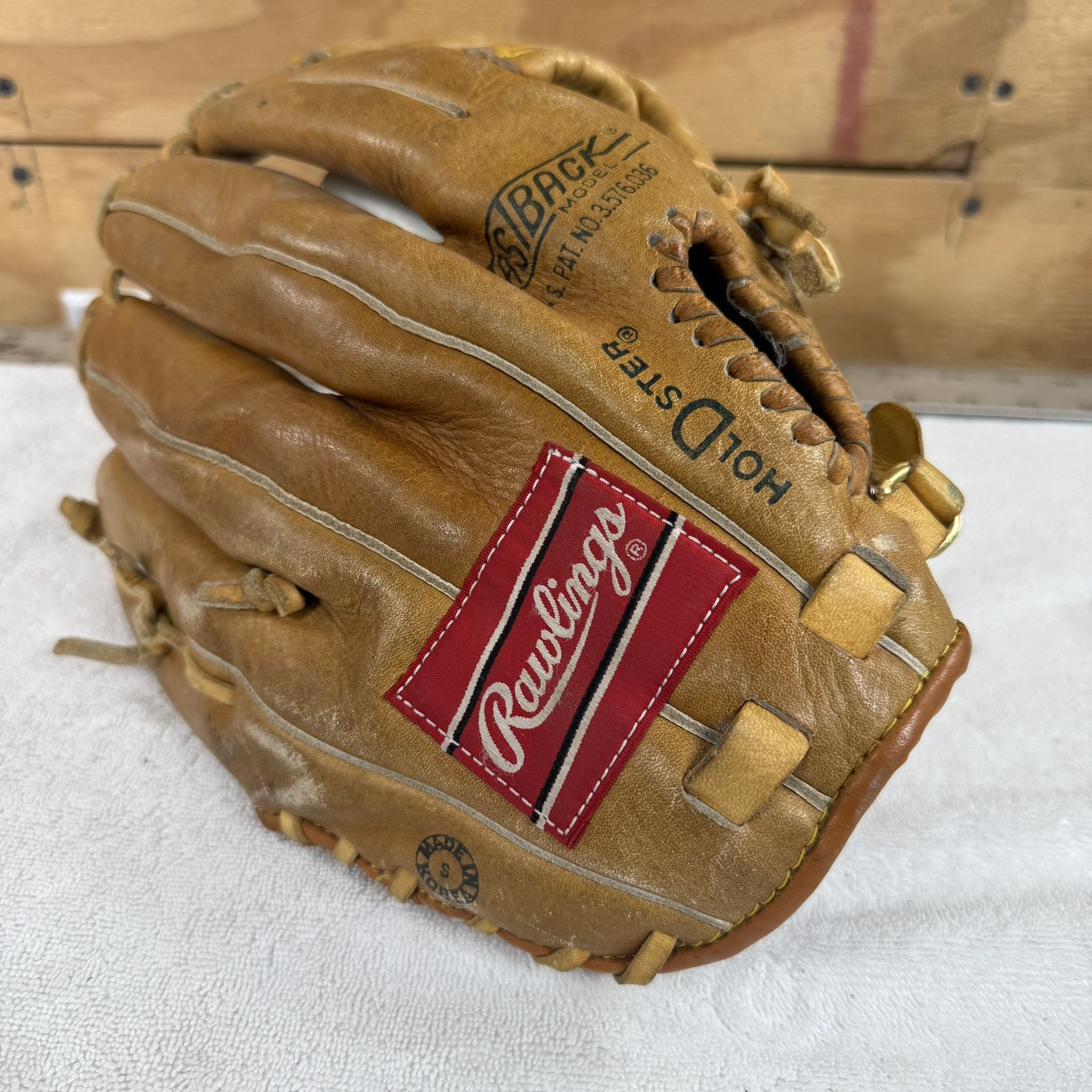 Rawlings OR519 Cal Ripken Baseball Glove Fastback Deep Well Pocket Edge U Cated Heel Holdster NICE Pick up in Deer Park, TX 77536