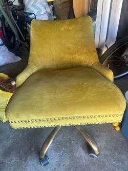 Mustard nailhead rolling office chair