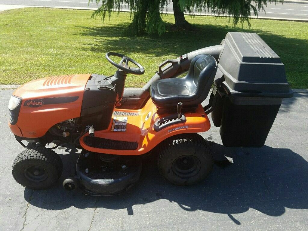 Ariens Riding Lawnmower A21A42