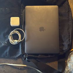 2020 Rose Gold MacBook  13in