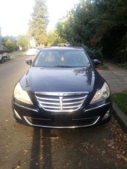 2013 Hyundai Genesis