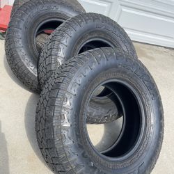 Falcon Wildpeaks Used 265 75 R16 Tires