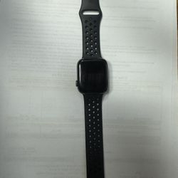 Apple Watch Series 5 Nike 