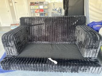 Chase And Sofa Set
