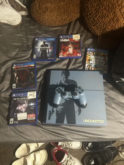 Limited edition Uncharted PS4