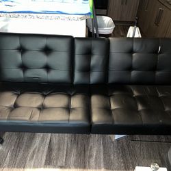 🛋️ Black Futon Sofa Bed – Clean, Comfy, and Ready to Relax