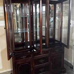 China cabinet