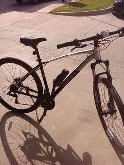 Gira 700 29in