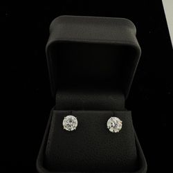 Elegant 2.00 Ct Diamond Stud Earrings