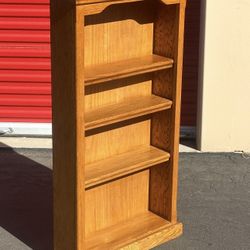 Bookshelf 