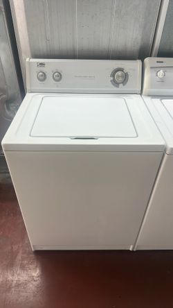 White Estate Washing Machine