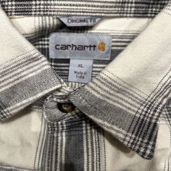 Cropped Carhartt Flannel