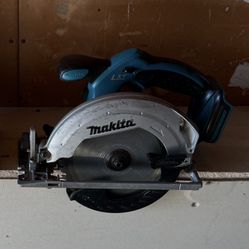 Makita Cordless 6-1/2 in. Lightweight Circular Saw