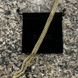 Gold Cuban Link Chain 