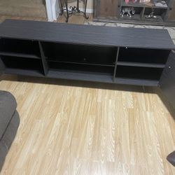 Walker Edison Saxon Mid Century Modern 2 Door Glass Shelf TV Stand
