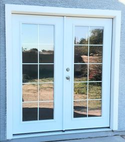 New patio double french doors 10-lite internal grills with door locks