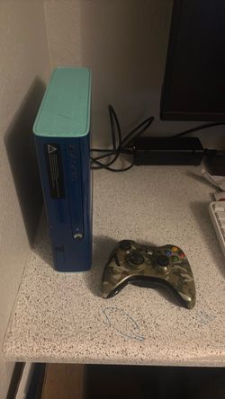 Xbox 360 Console with Camo Controller