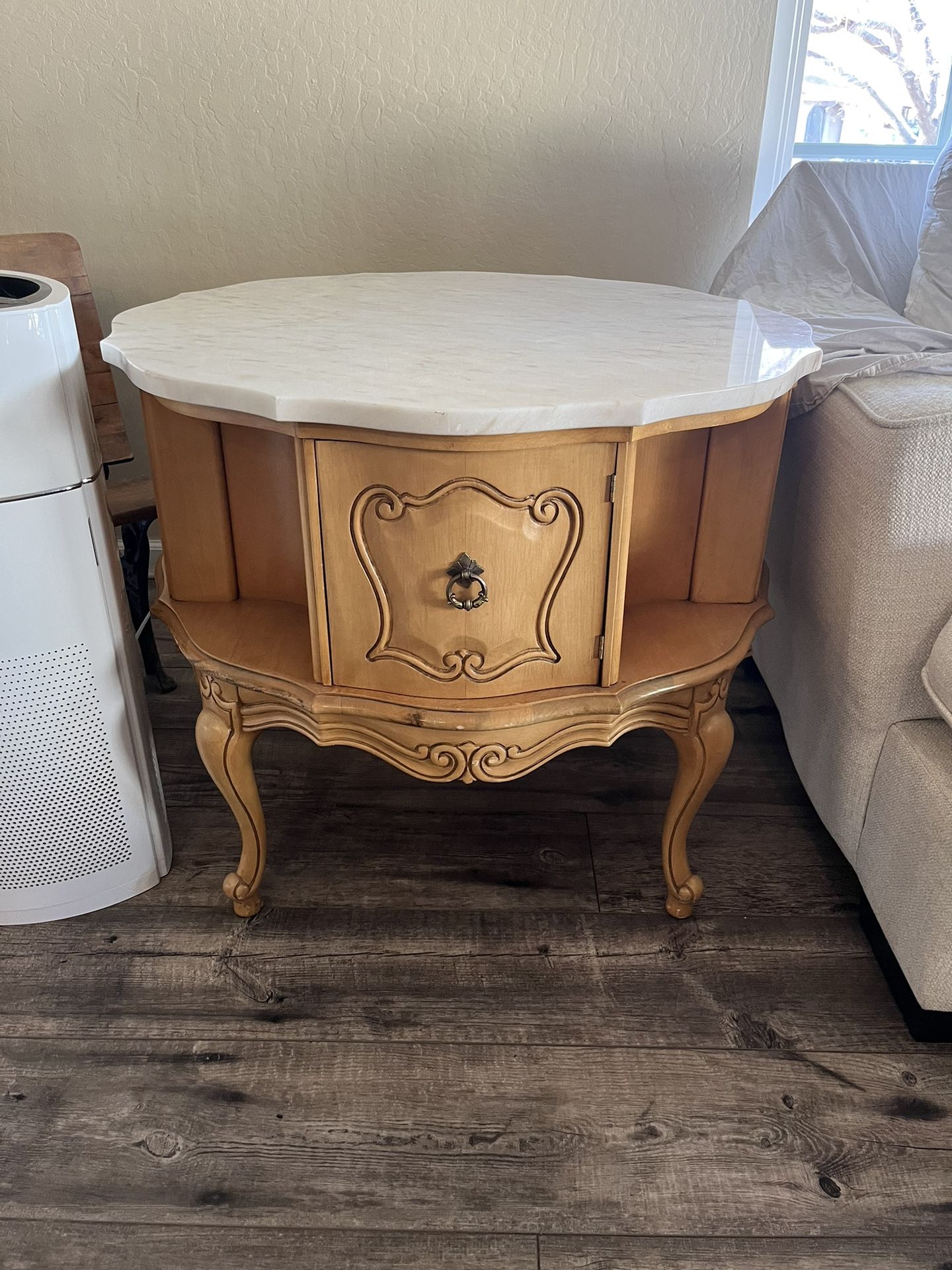 Antique End Table And Coffee Table 