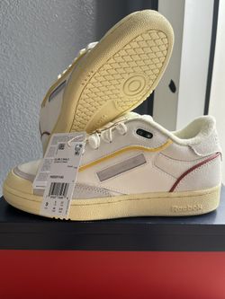 Reebok Club C Bulc – Chalk/Chalk (White) – Size 9 – Brand New