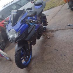 2007 Gexr 600, Few Aftermarket  Parts , Needs Fairing Trade For Car