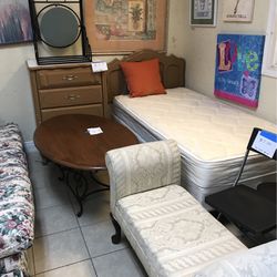 Twin Size Bedroom Set